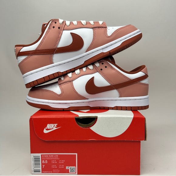 Nike Dunk Low WMNS “Red Stardust” 2023 - Picture 3 of 4